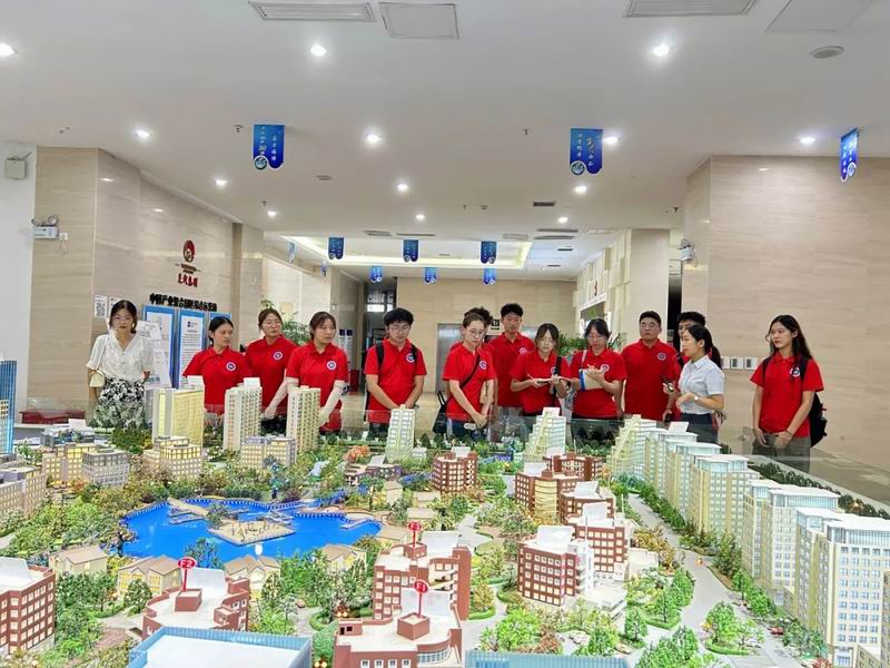 1697095797180504.jpg 640.jpg