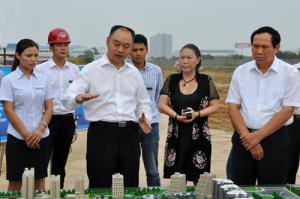 河南省委常委、洛陽市委書記陳雪楓調(diào)研炎黃科技園